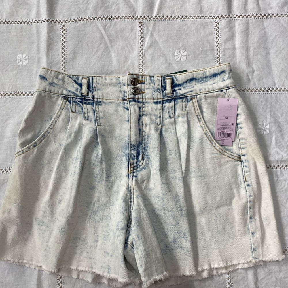 80s Style Acid Wash Button-fly High-rise Shorts